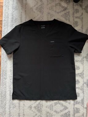Jaanuu Men's Black V-Neck Scrub Top with Chest Pocket